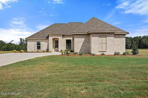 421 Lennon Ln, Brandon, MS 39047