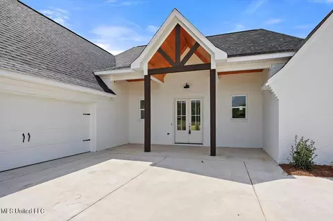 424 Lennon Ln, Brandon, MS 39047 photo 3