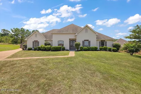 102 Serenity Ct, Brandon, MS 39042