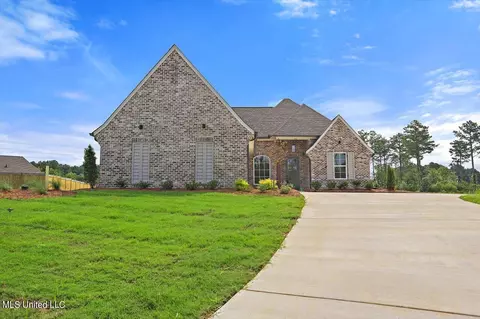 Exterior - 102 Katherine Ct, Madison, MS 39110 photo 2 of 6