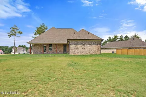 Exterior - 102 Katherine Ct, Madison, MS 39110 photo 4 of 6
