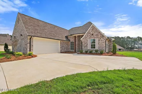 Exterior - 102 Katherine Ct, Madison, MS 39110 photo 3 of 6