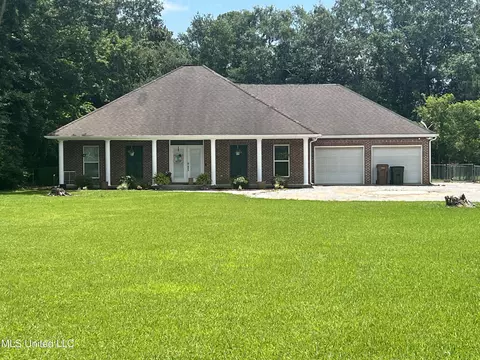 337 Seal Ave, Long Beach, MS 39560