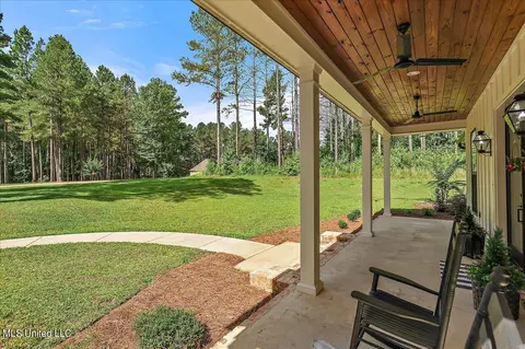 Exterior - 500 Viewpointe Way, Clinton, MS 39056 photo 4 of 18