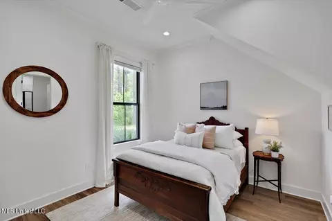 Bedroom - 500 Viewpointe Way, Clinton, MS 39056 photo 4 of 9