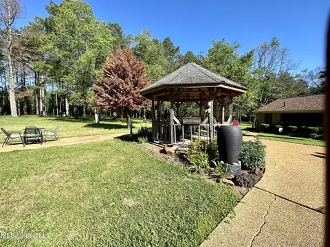 Exterior - 152 Brooksberg Dr, Magee, MS 39111 photo 16 of 26