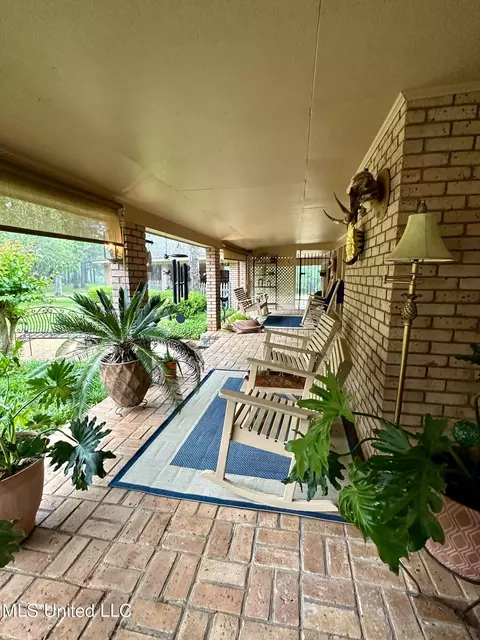 Exterior - 152 Brooksberg Dr, Magee, MS 39111 photo 24 of 26