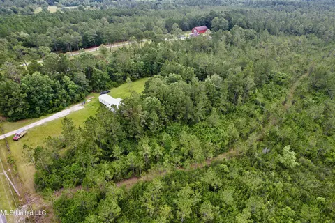 20431 Robinson Rd, Gulfport, MS 39503