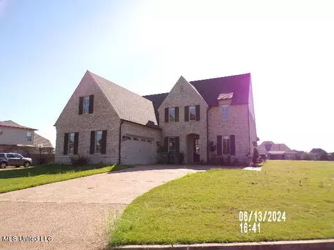5915 Shiloh Ln, Southaven, MS 38672