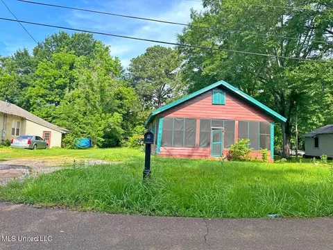 453 Washington St, Canton, MS 39046