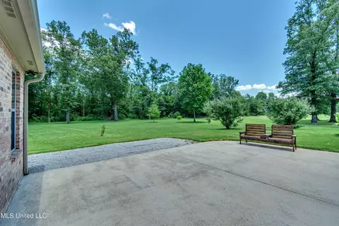 Exterior - 4050 N Ratliff Rd, Jackson, MS 39209 photo 9 of 9