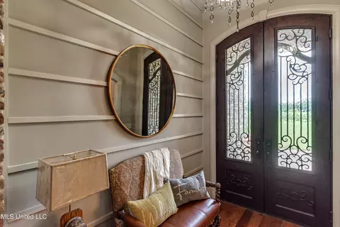 Entry Way - 4050 N Ratliff Rd, Jackson, MS 39209 photo 1 of 3