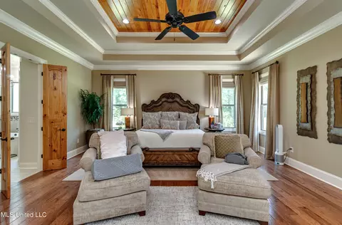 Bedroom - 4050 N Ratliff Rd, Jackson, MS 39209 photo 1 of 5