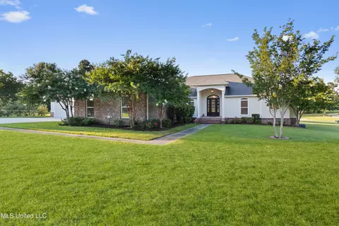 22386 Blackwell Farm Rd, Saucier, MS 39574
