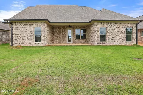Exterior - 237 Bronson Bnd, Flowood, MS 39232 photo 5 of 5