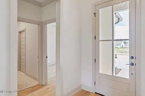 Entry Way - 237 Bronson Bnd, Flowood, MS 39232 photo 1 of 2