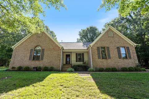 4732 Patton Dr, Olive Branch, MS 38654