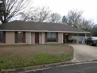 107 Beaver Brook Ct, Ridgeland, MS 39157