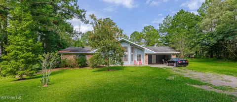 1181 Noah Johnson Rd, Clinton, MS 39056