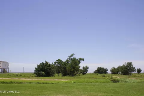 Pitcher Point Avenue, Long Beach, MS 39560 photo 4