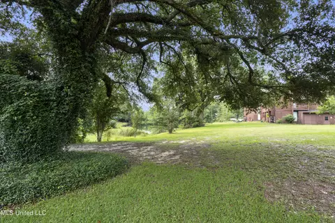 Exterior - 214 Lakeside Villa B, Diamondhead, MS 39525 photo 4 of 4