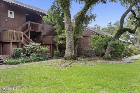 Exterior - 214 Lakeside Villa B, Diamondhead, MS 39525 photo 1 of 4