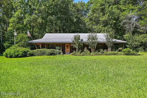 3527 Pardue Rd, Raymond, MS 39154