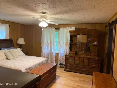 Bedroom - 3484 Highway 5, Hickory Flat, MS 38633 photo 1 of 9