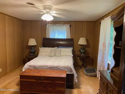 Bedroom - 3484 Highway 5, Hickory Flat, MS 38633 photo 3 of 9