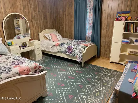Bedroom - 3484 Highway 5, Hickory Flat, MS 38633 photo 7 of 9