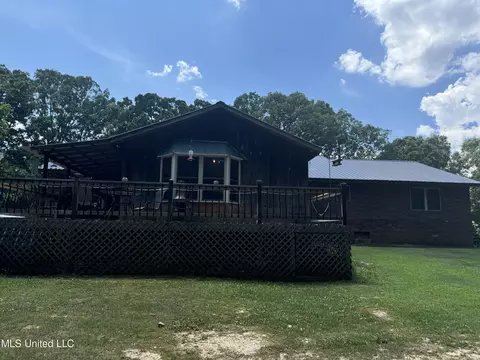 Exterior - 3484 Highway 5, Hickory Flat, MS 38633 photo 4 of 16