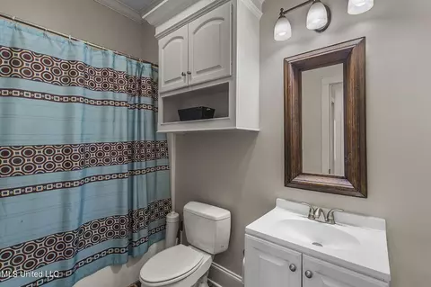 Bath - 209 Culpepper Blvd, Madison, MS 39110 photo 1 of 6