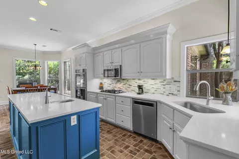 Kitchen - 209 Culpepper Blvd, Madison, MS 39110 photo 6 of 7