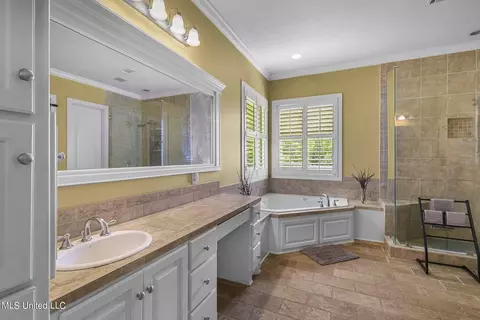 Bath - 209 Culpepper Blvd, Madison, MS 39110 photo 2 of 6