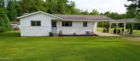 3490 Sand Hill Rd, Lexington, MS 39095