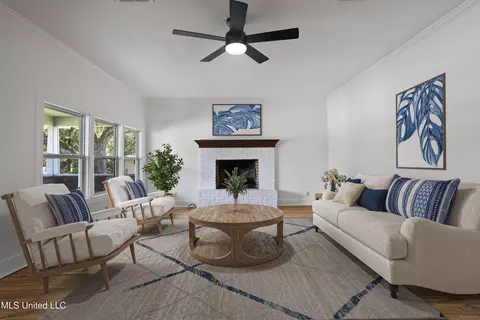 1632 2nd St, Gulfport, MS 39501