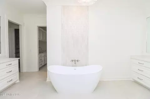 Bath - 913 Brookhollow Court Ct, Flowood, MS 39232 photo 13 of 19