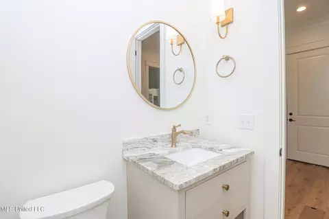 Bath - 913 Brookhollow Court Ct, Flowood, MS 39232 photo 9 of 19