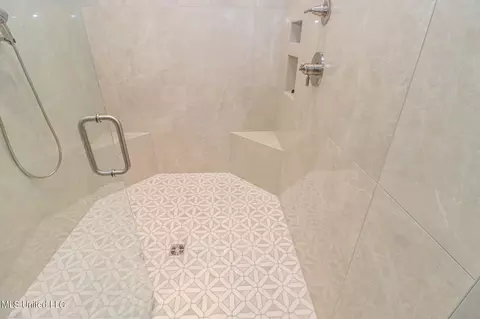 Bath - 913 Brookhollow Court Ct, Flowood, MS 39232 photo 16 of 19
