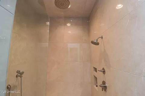Bath - 913 Brookhollow Court Ct, Flowood, MS 39232 photo 15 of 19