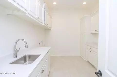 Other - 913 Brookhollow Court Ct, Flowood, MS 39232 photo 13 of 20