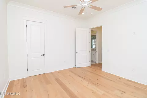Bedroom - 913 Brookhollow Court Ct, Flowood, MS 39232 photo 12 of 17