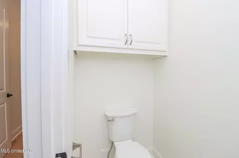 Bath - 913 Brookhollow Court Ct, Flowood, MS 39232 photo 19 of 19