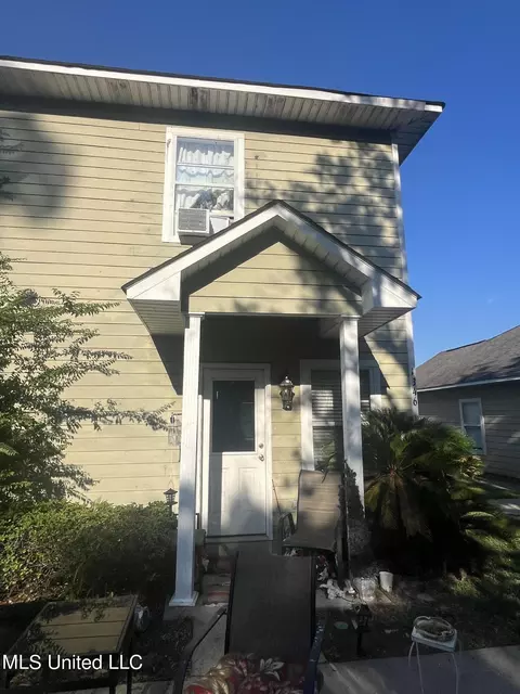 1346 Tropical Cv, Gulfport, MS 39507