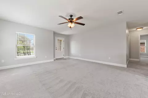 16910 Desmare St, Gulfport, MS 39503 photo 4