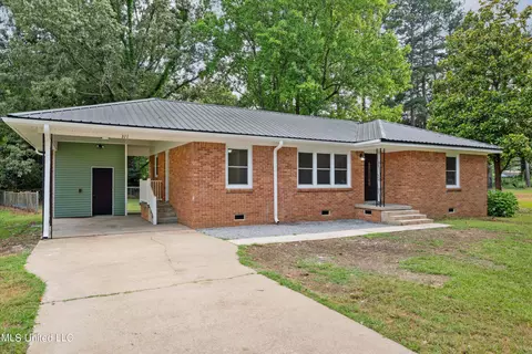 311 Wilfred St, Coldwater, MS 38618