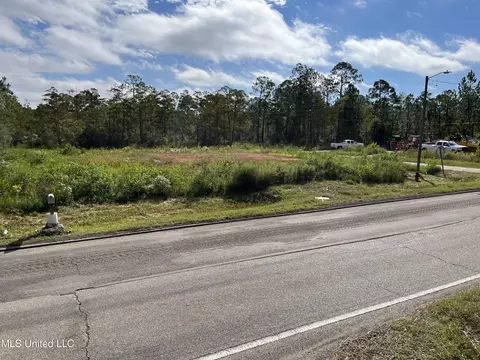 9212 Kiln Waveland Cutoff Rd, Waveland, MS 39576