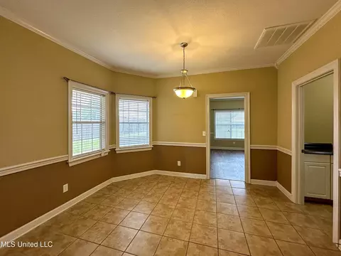 338 Mallory Dr, Byram, MS 39272 photo 10