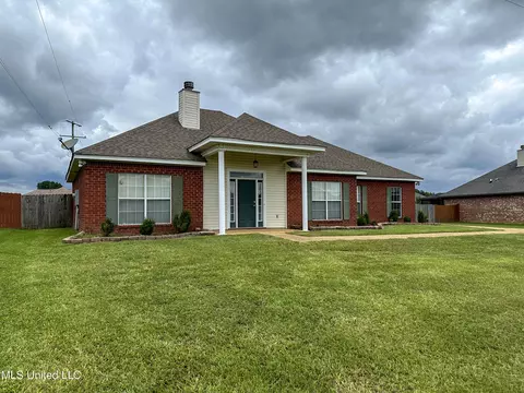 338 Mallory Dr, Byram, MS 39272 photo 2