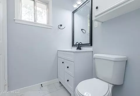 Bath - 3079 Bienville Dr, Jackson, MS 39212 photo 4 of 4